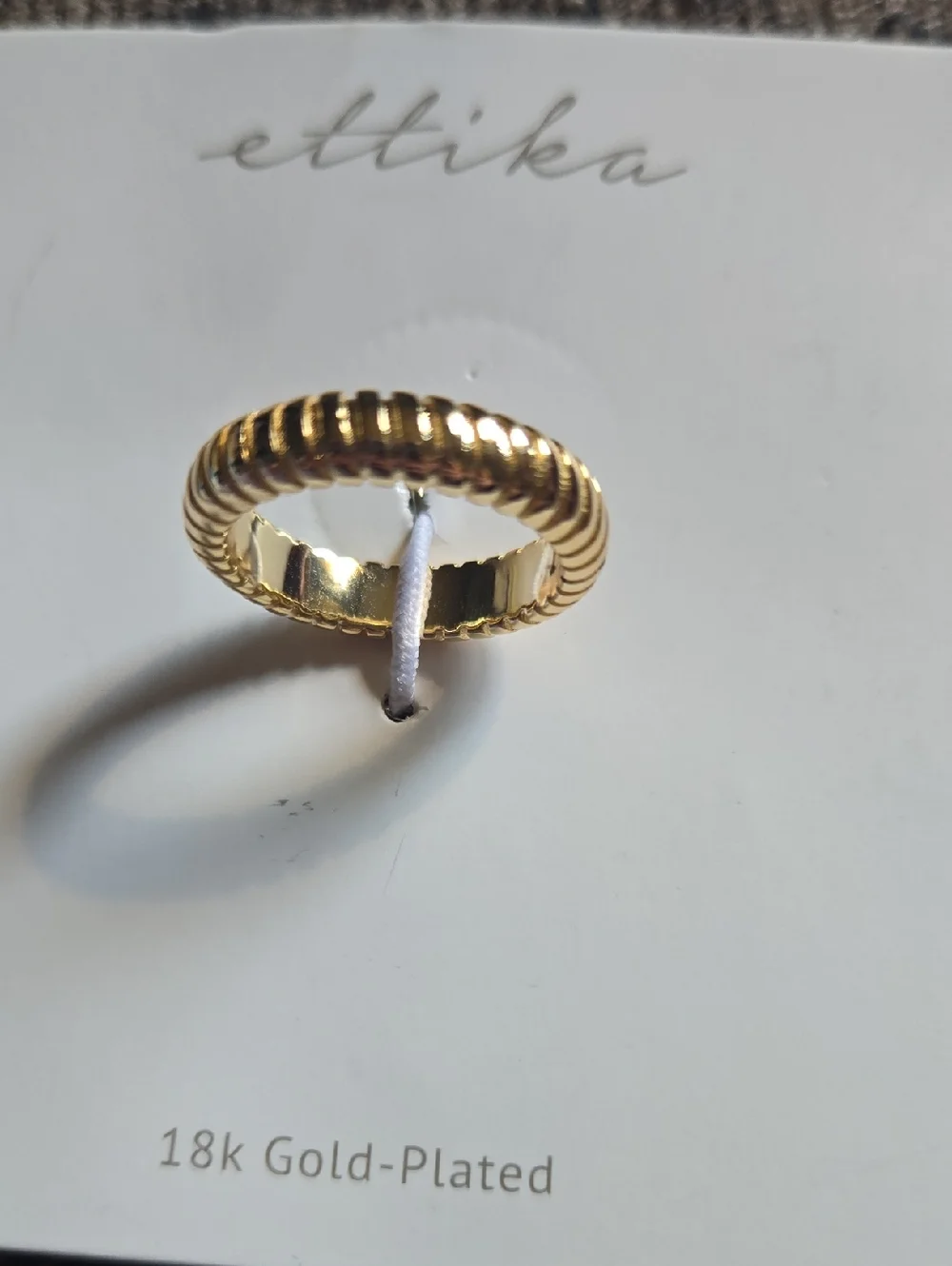 ettika 18k Gold-Plated Ribbed Dome Ring - In Gold Tone NWT - Picture 2 of 3